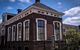 Het Weeshuis